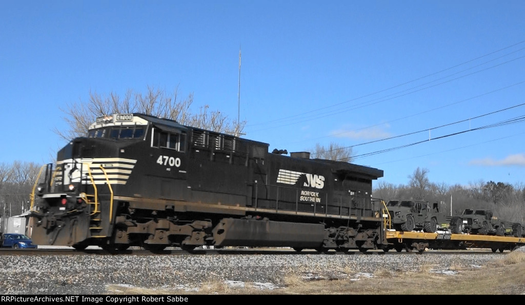 NS 4700